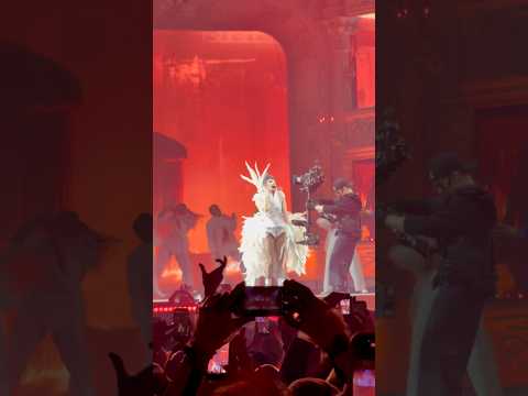 Bad Romance - Lady Gaga The Mayhem Ball night 4 in Paris. Nov. 22nd 2025
