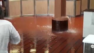 maltempo-napoli-allagata-la-funicolare