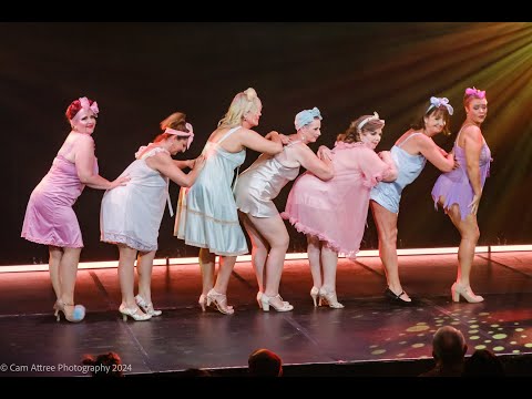 Beginner Classic Burlesque students perform My Heart's Delight - The Bombshell Burlesque Academy