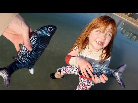Living at PiRATE iSLAND 🏝️  Fish for breakfast and morning routine feeding dinosaurs with Adley