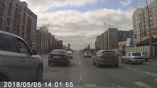 Главная дорога. Дибил за рулём. уровень 81. РФ, Омск, наши дни.