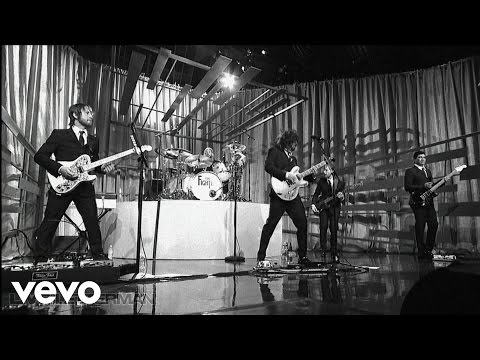 Foo Fighters - White Limo (Live on Letterman)