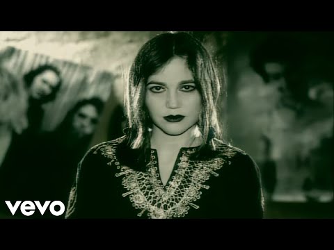 Bırak Seveyim Rahat Edeyim - Nazan Öncel