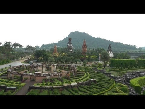 Тайланд,Nong Nooch. Французкий сад