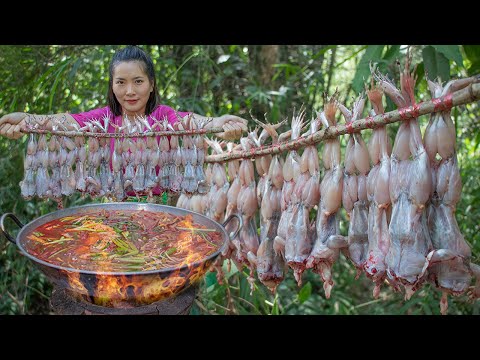Frogs Recipe | Cooking Spicy Frogs Soup Eating Delicious at Home