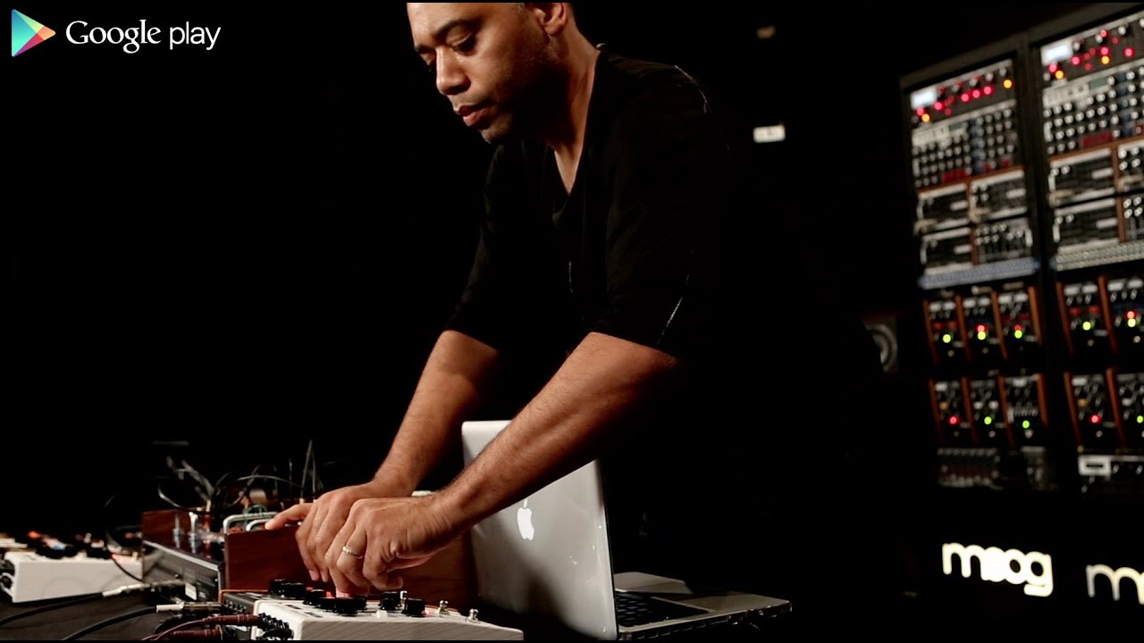 Bent: Google Moog Documentary