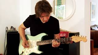 Video thumbnail for 1995 Fender Custom Shop American Classic Stratocaster, Part1 by GregsGuitars