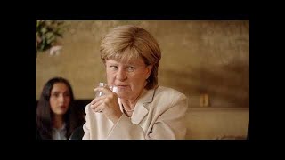 Tracey Breaks The News S01E02