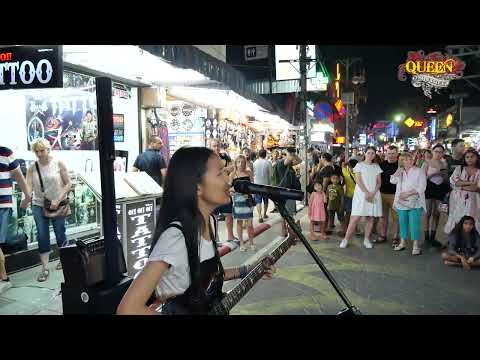 Queen On Street / Scorpions - Still Loving You