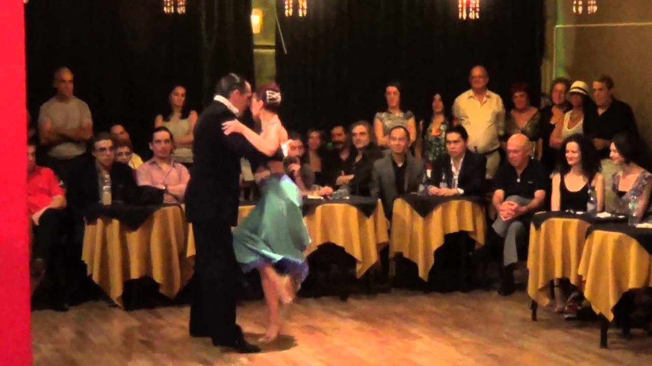 Alejandra Gutty y Pancho Martinez Pey en el Beso 3 (Milonga)