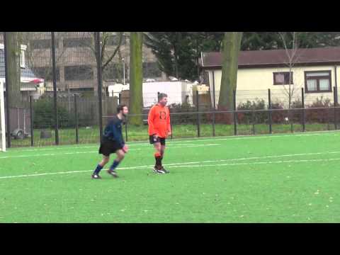 Opjestropdas.nl 13 dec 2014 PVC 2 - VV De Meern 7 com 10-1 Jan moet zwoegen