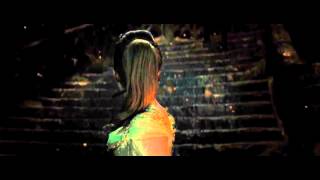 INTO THE WOODS || On the Steps of the Palace Clip