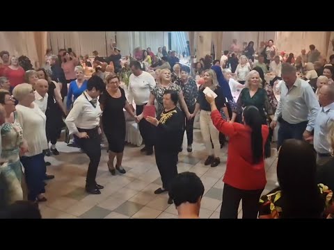 Lejla Leky - Mrsavi konjici (Uzivo)