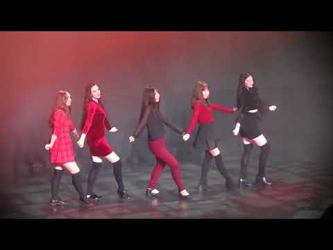 180520 Idolcon - SkyLight - Red Velvet- Peek-A-Boo