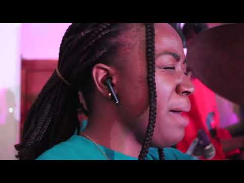 topusani. Daniel MBAYA. TOMIBONZI 1