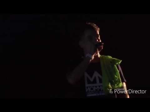 Segundo minuto de Skone en su batalla contra Errecé  (minutazo)