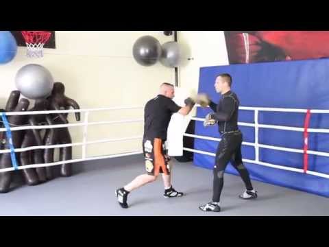 Tobi & Milan an den Tatzen - Sportschule Badura