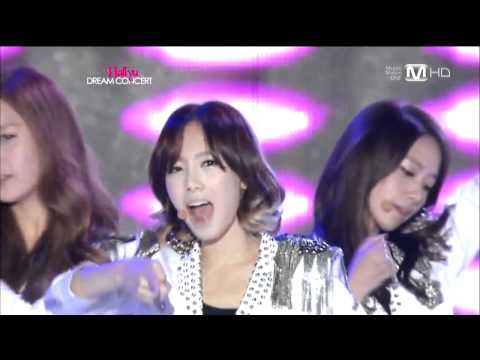 111006 - SNSD - Hoot @ Mnet 2011 Hallyu Dream Concert
