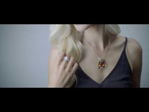 Video Luxusní ocelový prsten s ručně mačkaným kamenem českého křišťálu Preciosa Ocean Aqua 7446 67