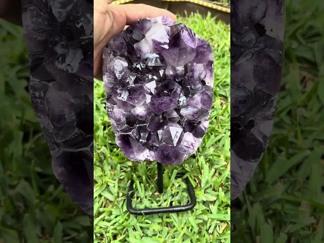 Vídeo relacionado con Drusa de Amatista Calidad Extra 60-200 GR Gemas Geoda Cristal Cuarzo Mineral