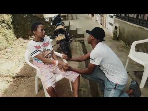 MADRE MIA VIDEO OFFICIAL ( BOCA NEGRA)