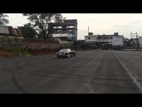 Bently mulsanne drifting!!!