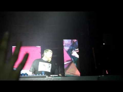 Alex M.O.R.P.H. feat. Ana Criado - Sunset Boulevard@Armada Night 12.10.2013