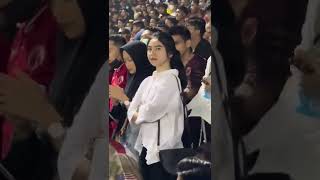 Download lagu Bidadari Tribun cantik banget bikin betah mp3