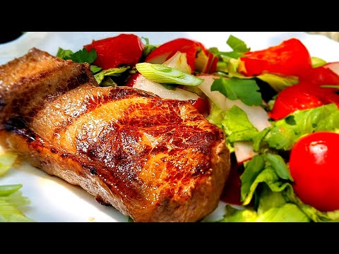 How to Make Juicy Pork Steak with Spring Salad/Ultimate Cooking Tutorial/Friptură suculentă de porc