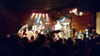 Belvedere - Closed Doors - Curitiba Music Hall 2016