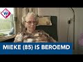 Eenzame Mieke (85) ontvangt bloemen en kaartjes van TV kijkers.