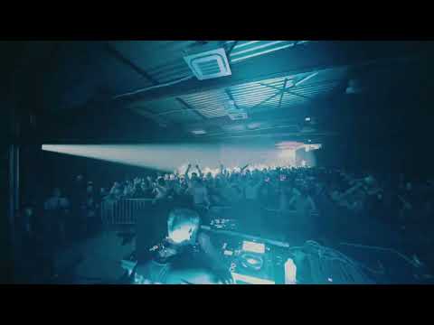 Our bestseller shirt in action - Sweaty hard nights 🥵