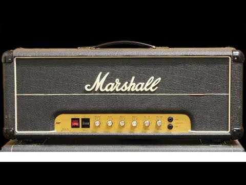 Pat Quilter checks out a 1979 Marshall JMP 2203 MKII