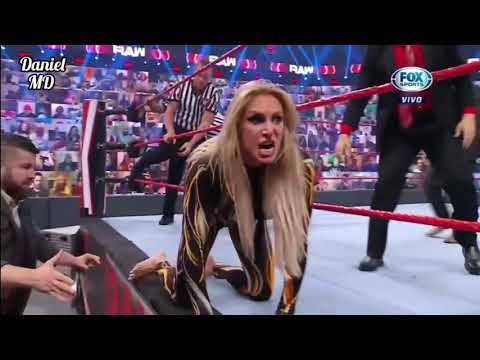 Charlotte Flair ataca a Rhea Ripley - WWE Raw 14/06/21 en Español