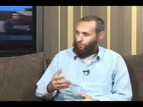 Cilat janë procedurat islame që duhet ndjekur për t'ja vënë emrin fëmijës? A ka... - 91.7