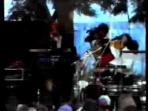 Sue Chaloner Soultrain live