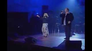 Allen Asbury &amp; Crystal Lewis singing Holy Ground