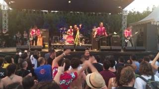 Believe + Uptown Girl - Me First &amp; The Gimme Gimmes