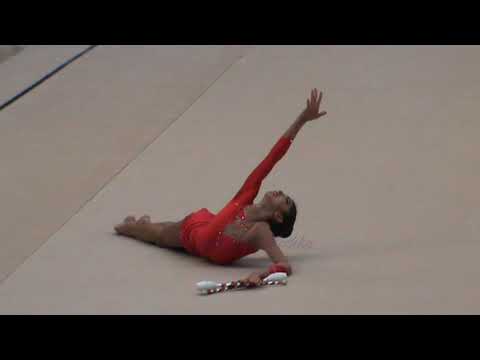 Basma EL YAZAD massues - 2013 Gala de charité Reims 2 février