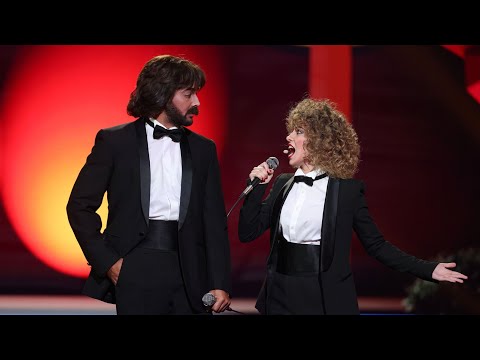 Melani y Jorge González imitan a Pimpinela en "Dímelo delante de mi" - Tu Cara Me Suena