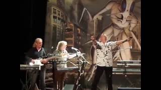 SAGA Live in Panama 2016 - Social Orphan/On The Loose