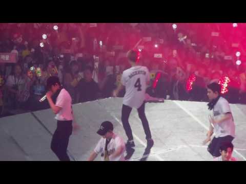 170225 EXO'rDium in Manila Day1 - Growl + Lucky One (Baekhyun focus)
