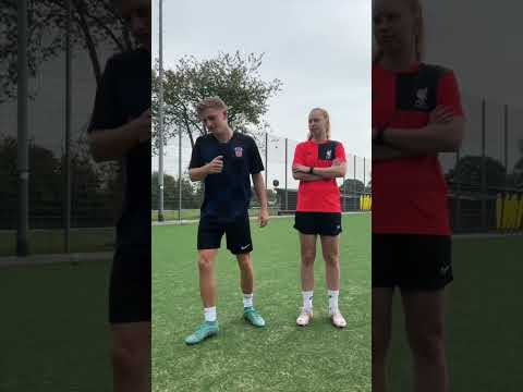 Mädchen im Fußball?🫠 #fussball #frauenfussball #shorts