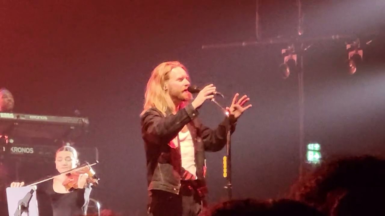 Sam Ryder - Go Steady At Wembley - YouTube