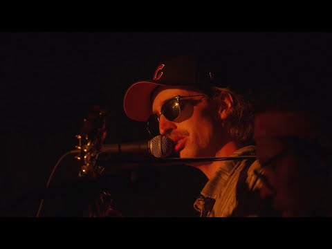 Ole 60 - "Yellow" [Coldplay Cover] (Live at the Print Shop)