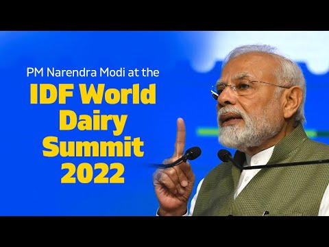 PM Narendra Modi at the IDF World Dairy Summit 2022 l PMO
