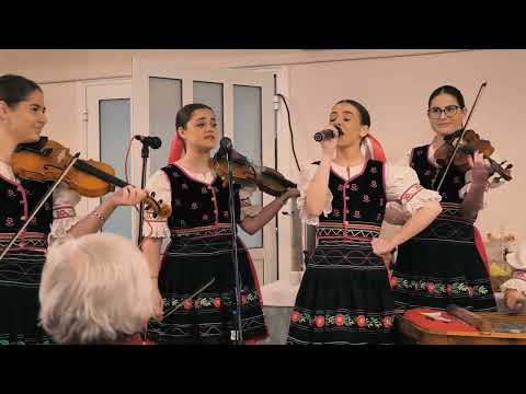 1. fotografia fotogalérie Aktuality / V života jeseň, spája nás pieseň - foto