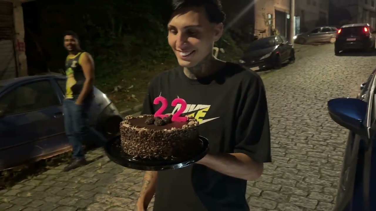 ANIVERSÁRIO DO WESLEY 22 ANOS - COMEMOS COMIDA 🍱 JAPONESA 🍣 