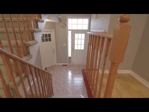 30 Mosley Crescent, Brampton, ON L6Y 5C7