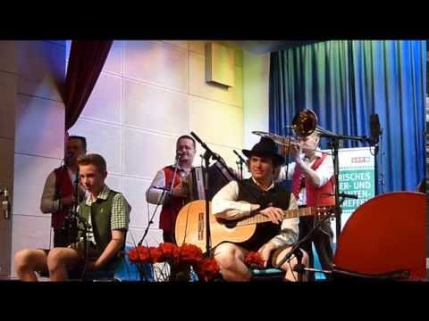 Wildbach Trio - "Wos steht do drob'n am Olmaroan"